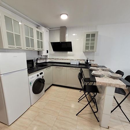 Apartamento En Malaga Luaran gambar